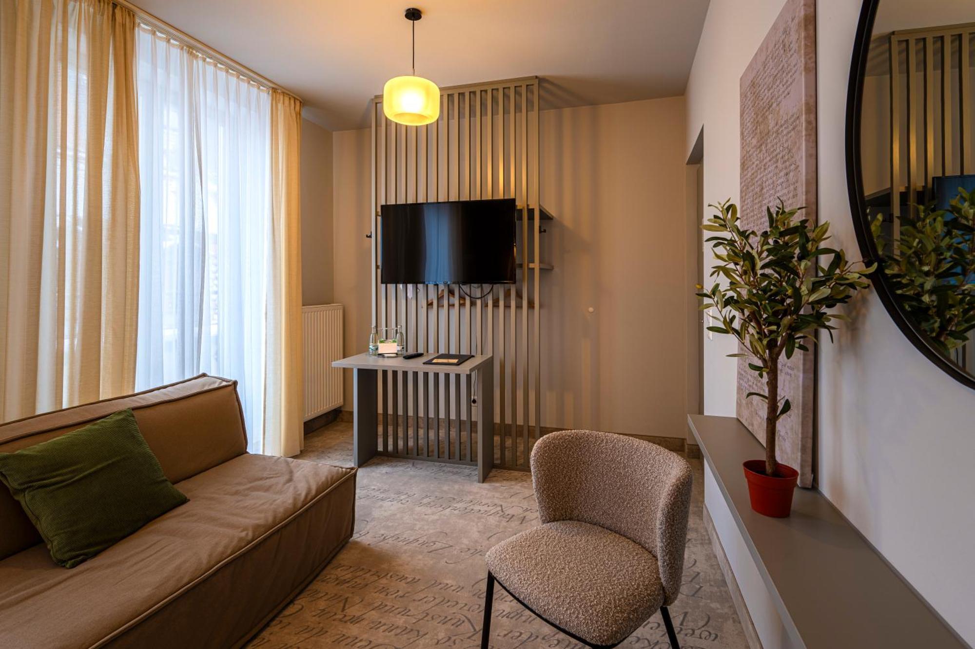 Hotel Erbenhof Ваймар Екстериор снимка
